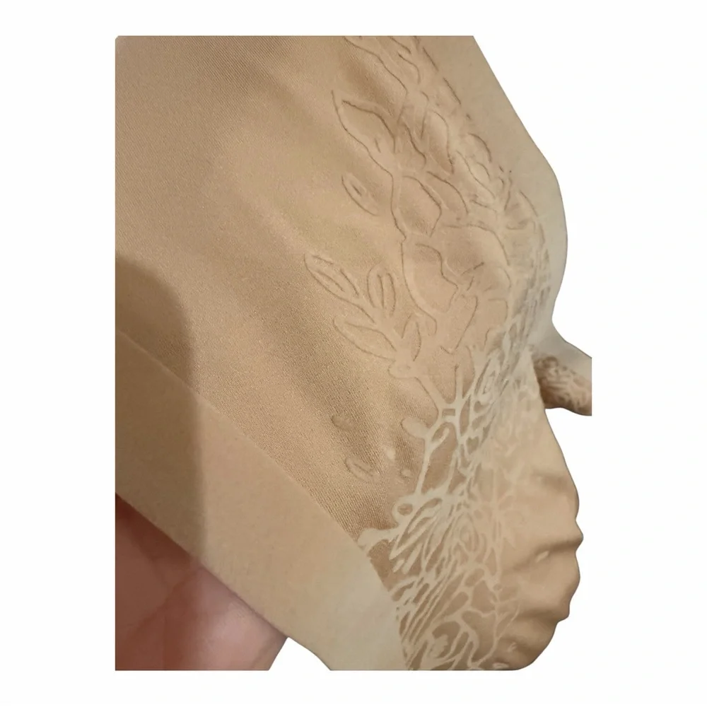 Honey Love Silhouette Roses Bra in Sand Size L - Picture 10 of 16